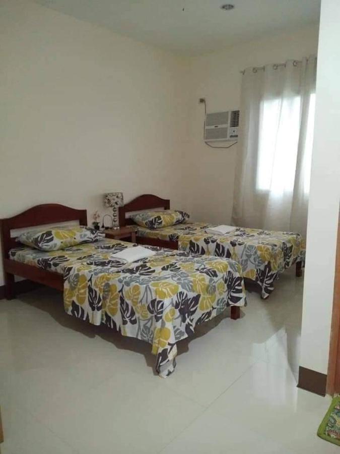 Junie Pension House Moalboal Δωμάτιο φωτογραφία