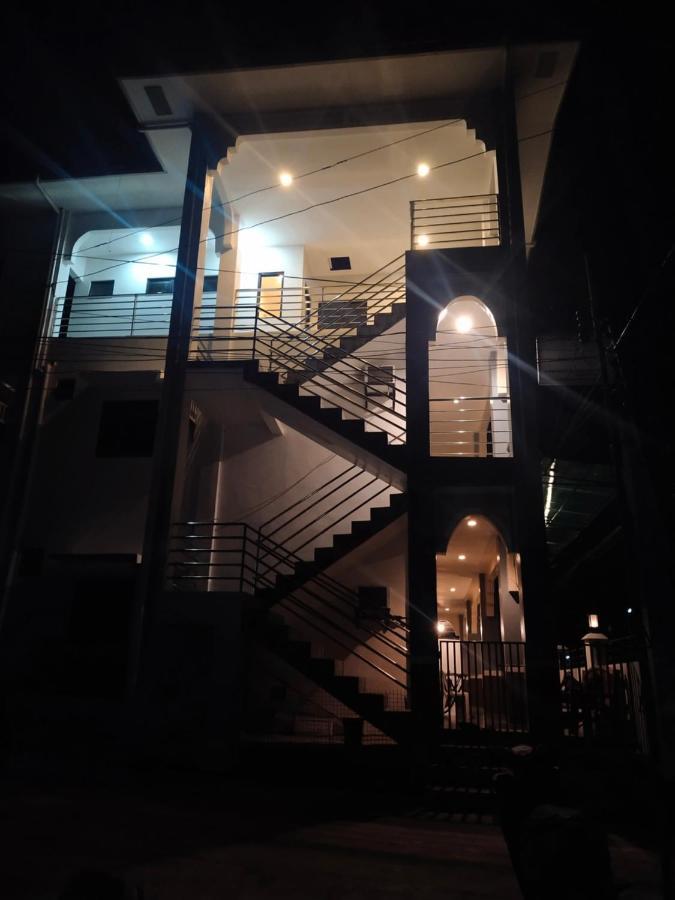 Junie Pension House Moalboal Εξωτερικό φωτογραφία